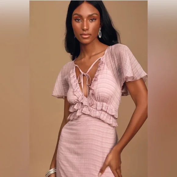 Sweetest Delight Mauve Plaid Ruffled Short Sleeve Maxi Dress - Picture 3 of 7